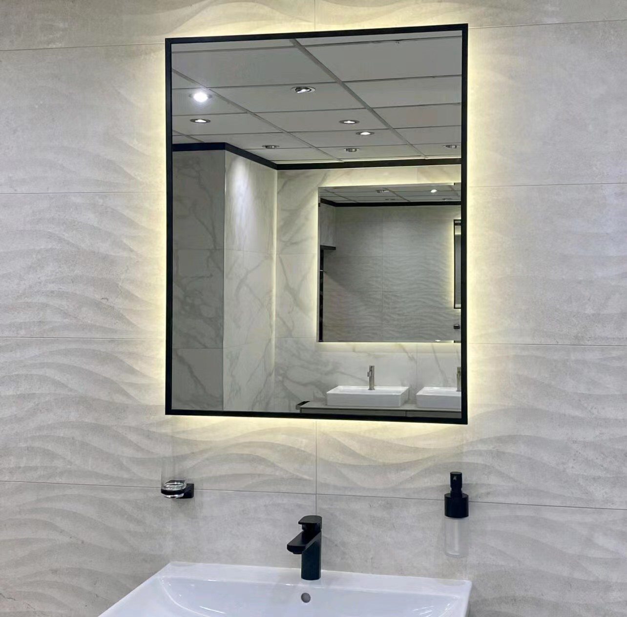 Hotel Bathroom Mirrors Canada