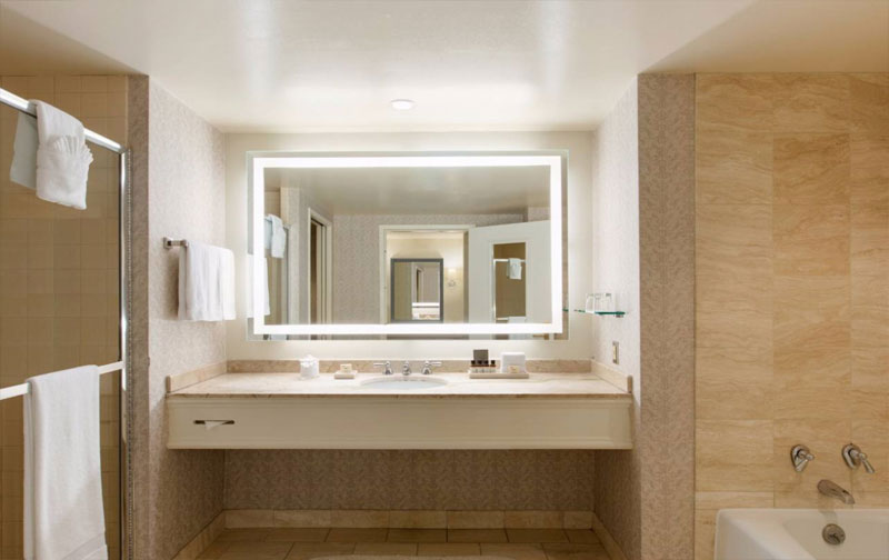 illuminated mirror cabinet led-lighted-bathroom-mirror-backlit-hotel-bathroom-mirror-manufacturer-supplier-china-3